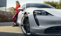 Porsche Taycan – All Electric 4×4 driven
