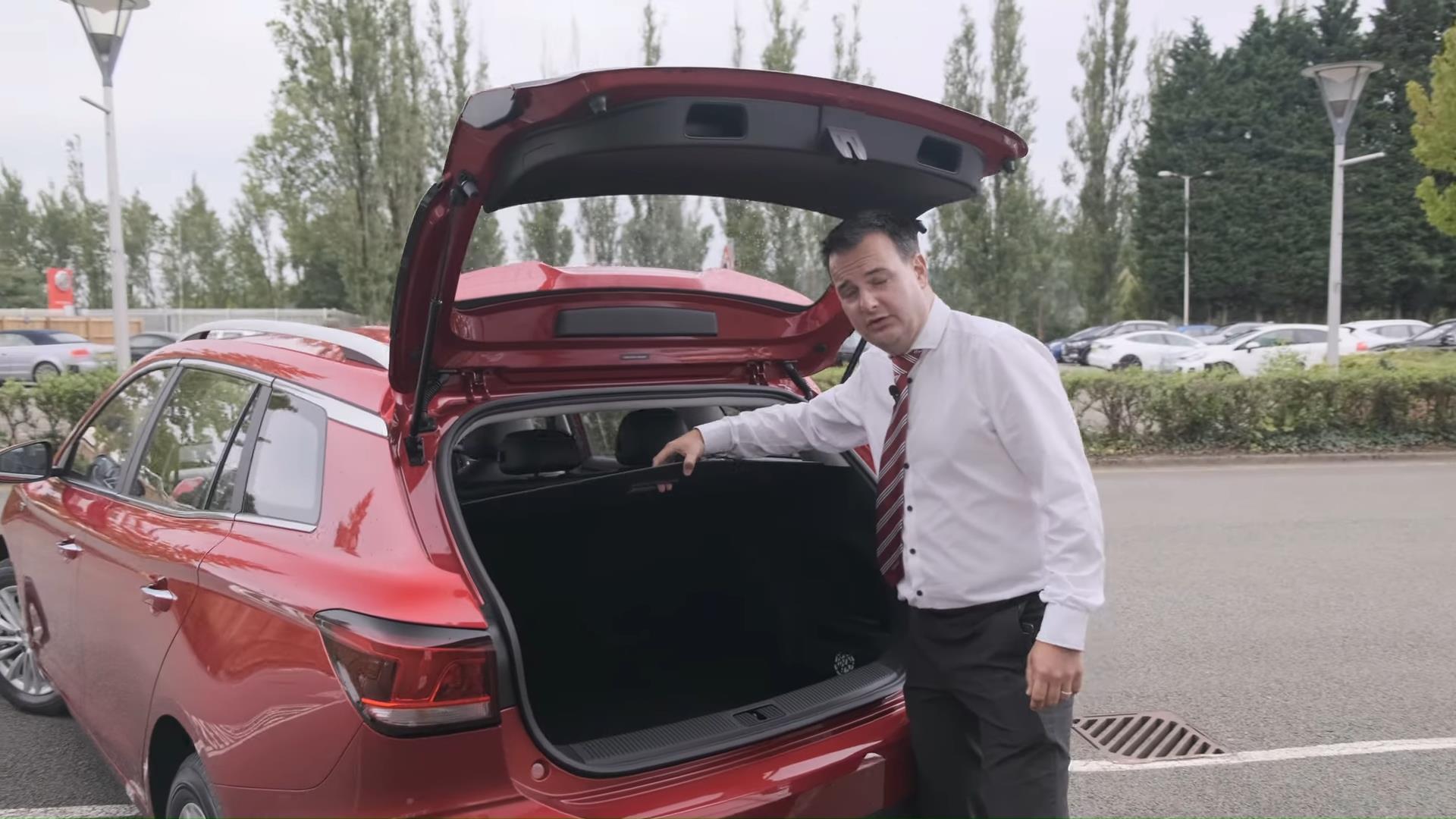 [Gallery] SAIC MG5 EV Station Wagon Europe ($30,000) – WAUTOM ...